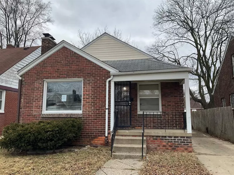 8518 Sussex Street, Detroit, MI 48228-2251