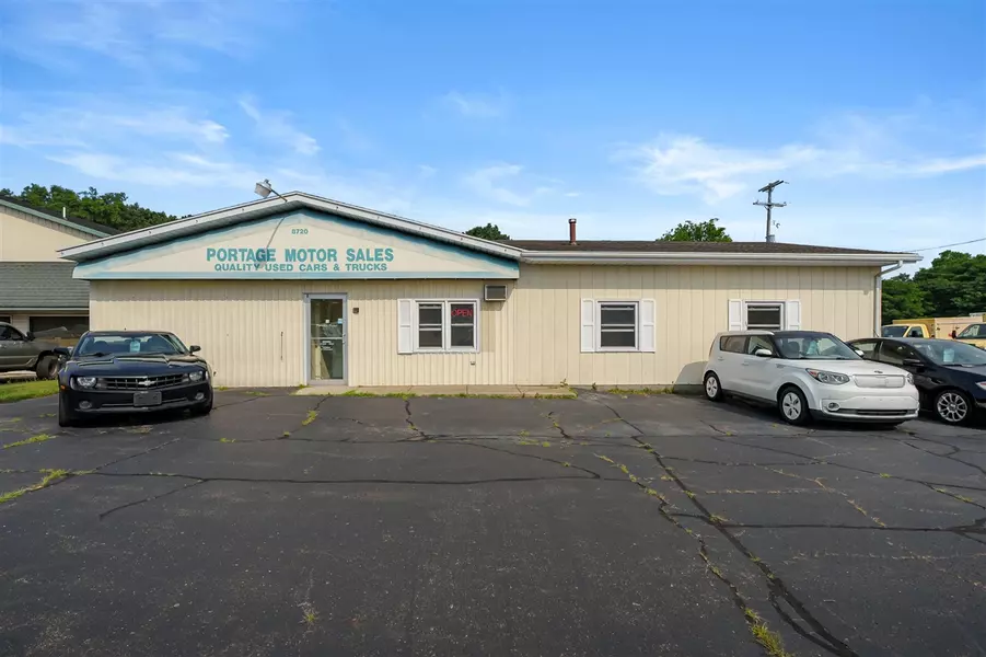 8720 Shaver Road, Portage, MI 49024