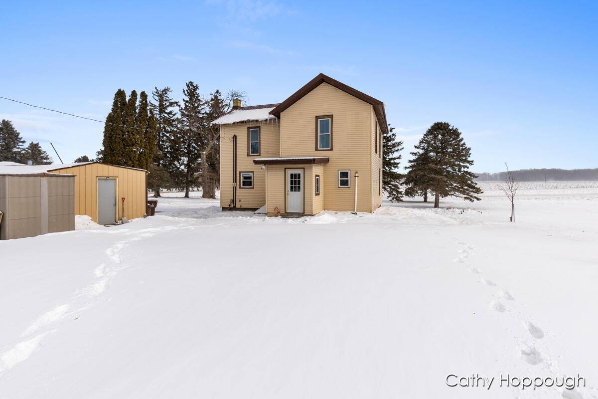 2913 Olmstead Road, Muir, MI 48860-9705