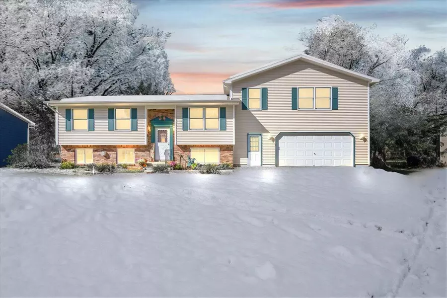 508 Maitland Drive, Horton, MI 49246-9010