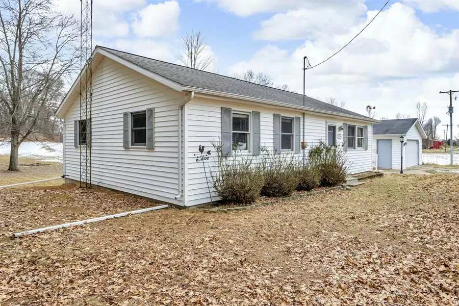 17200 24 Mile Road, Albion, MI 49224