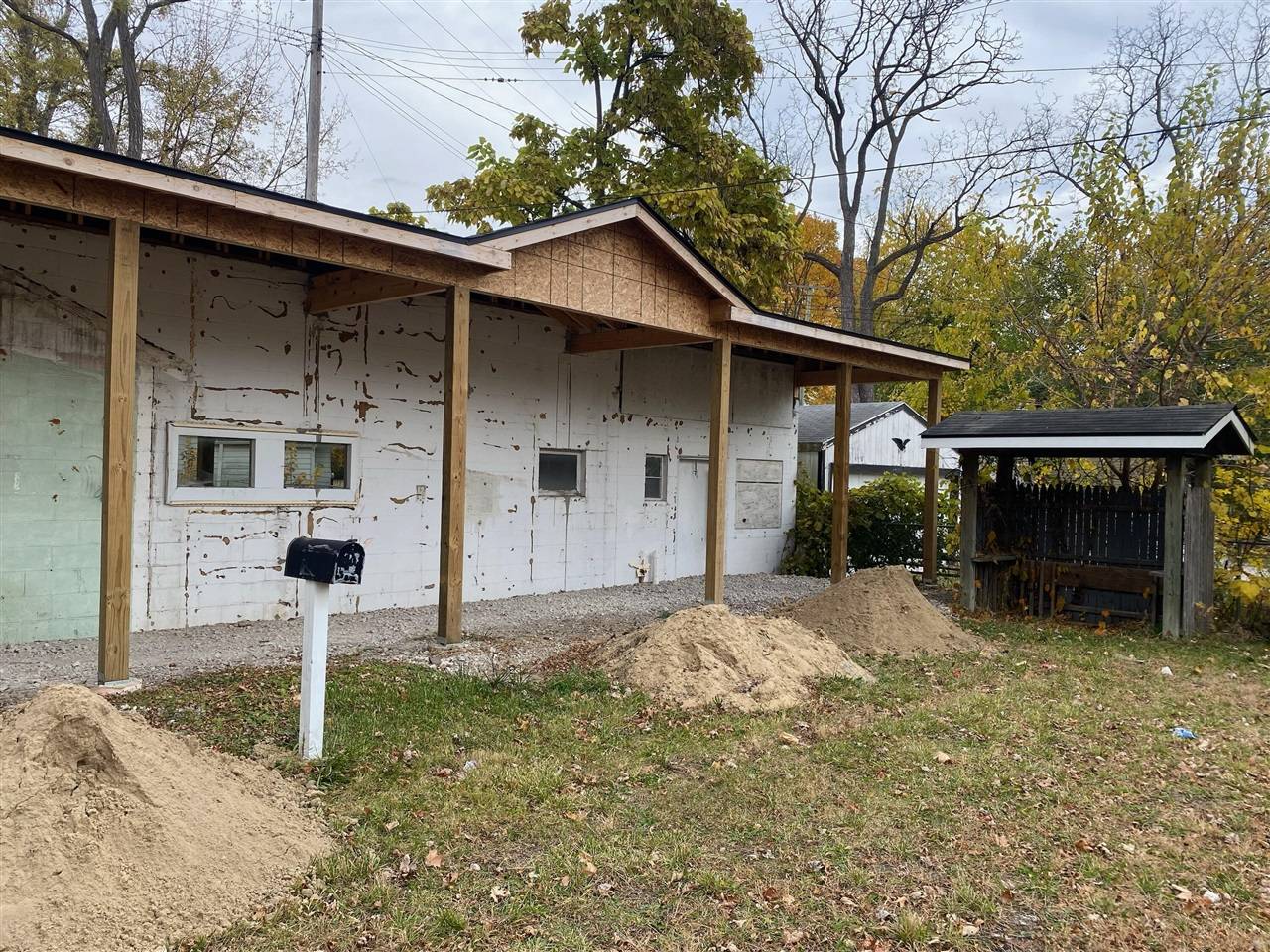 Ypsilanti, MI 48197-5367,616 W Michigan Avenue