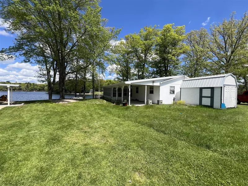 5274 N Bahr Drive, Irons, MI 49644