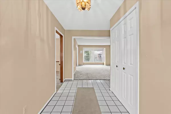 Livonia, MI 48152,19213 Laurel Drive