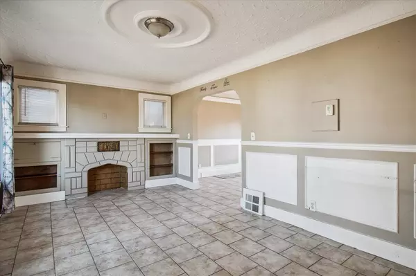 Lincoln Park, MI 48146-2138,1661 Grant