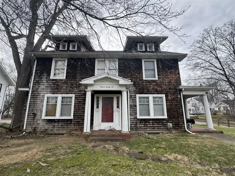 1122 Fourth Street, Jackson, MI 49203