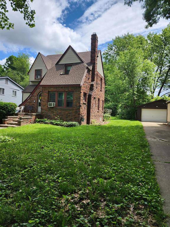 18244 Salem, Detroit, MI 48219-3056