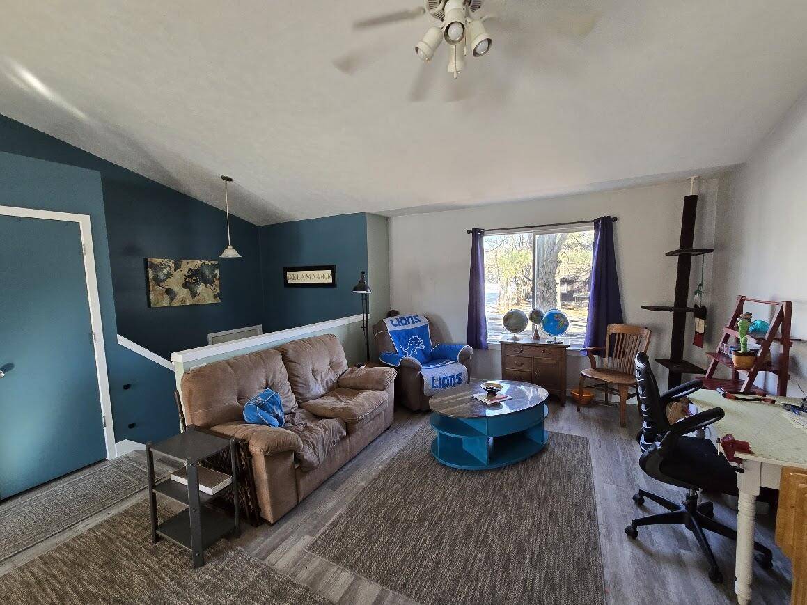 Howard City, MI 49329-9030,408 Pine Street