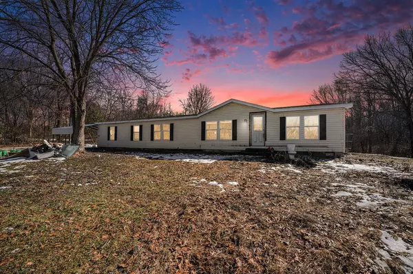 Niles, MI 49120,3036 Pine Lake Street