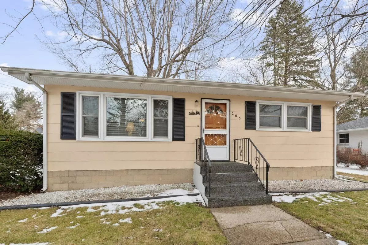 New Buffalo, MI 49117-1341,203 S Harrison Street