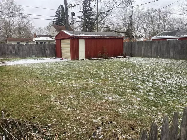 Livonia, MI 48152,19506 Deering