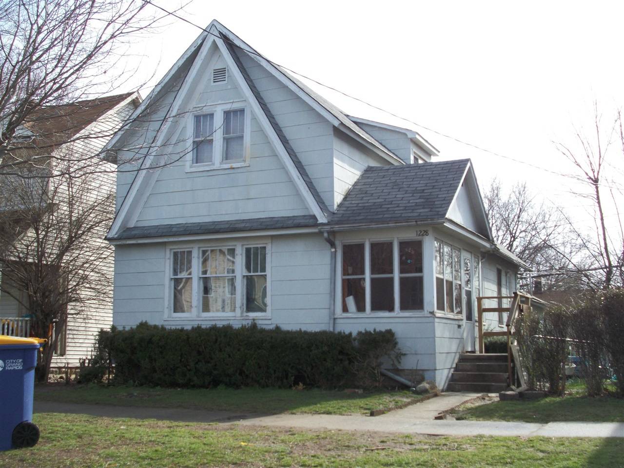1228 Quarry Avenue, Grand Rapids, MI 49504