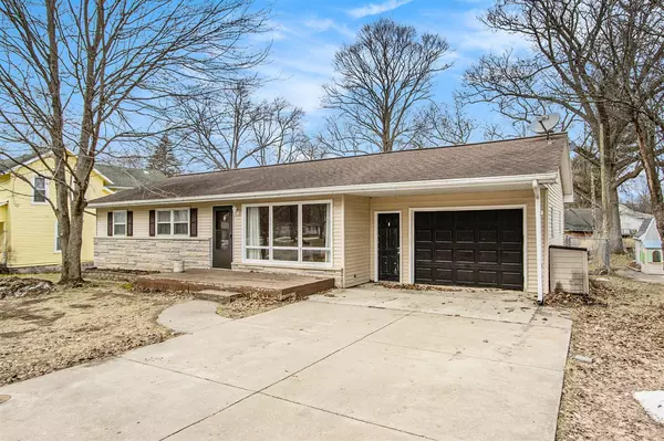 Lawton, MI 49065,511 E 4th Street Street