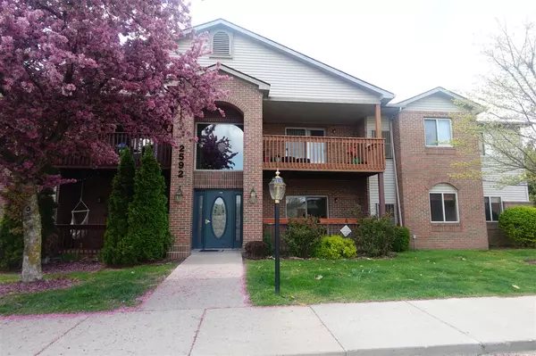 2592 Eagles Circle, Ypsilanti, MI 48197-1576