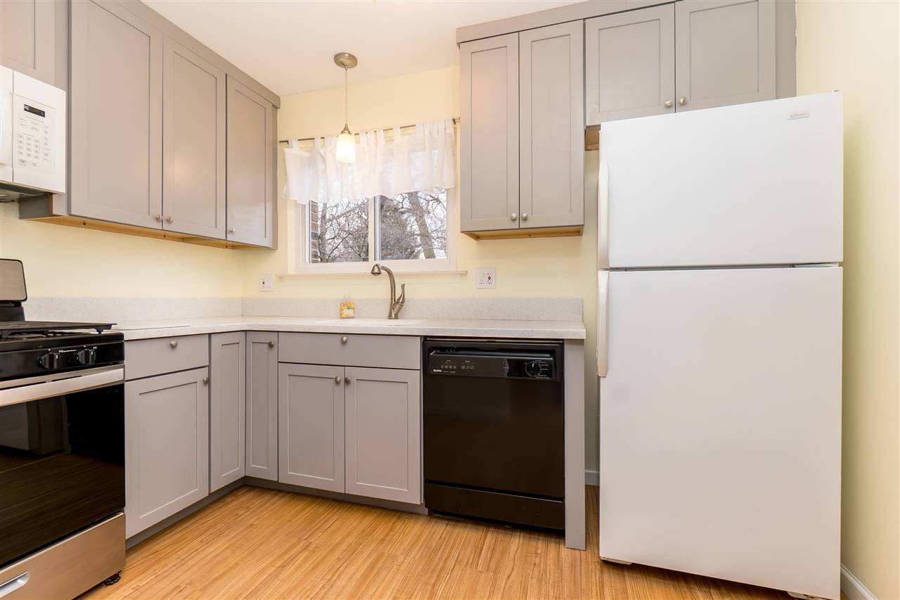 Saline, MI 48176,338 Hartman Lane