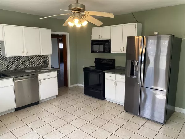 Portage, MI 49002,2609 Stanley Avenue