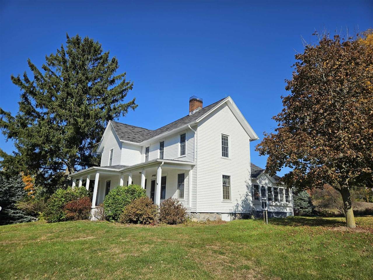 Lawton, MI 49065-8614,29958 Co Rd 354