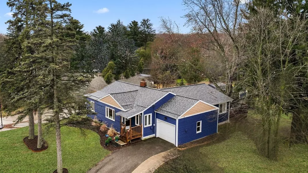 202 S Berrien Street, New Buffalo, MI 49117