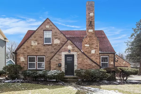 South Haven, MI 49090-1809,828 Superior Street