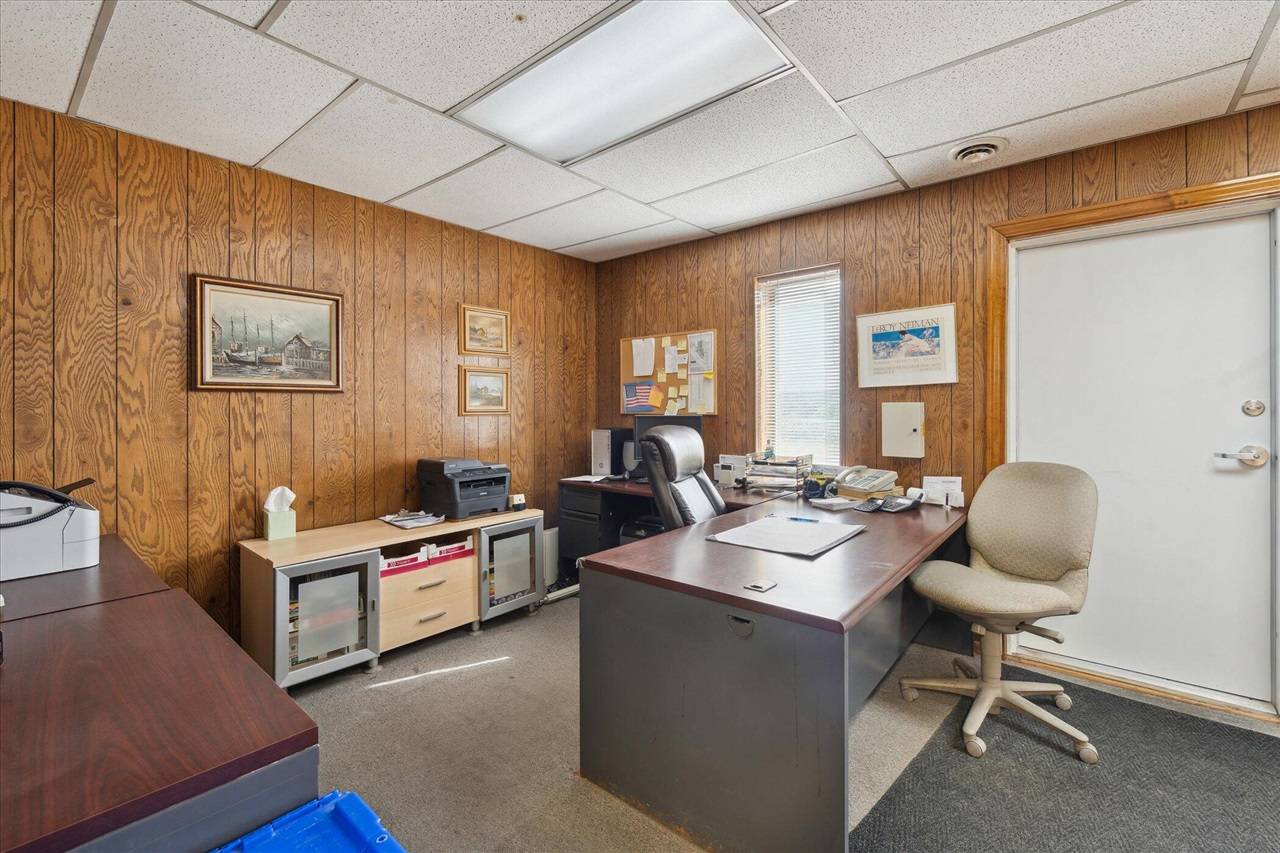 Lansing, MI 48906,901 Call Street