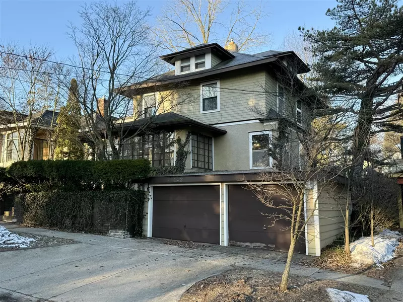 142 Monroe Street, Kalamazoo, MI 49006-4475