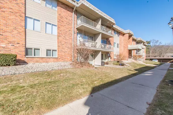 742 W Kilgore Road, Kalamazoo, MI 49008