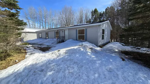 7028 Traverse Road, Thompsonville, MI 49683-9004