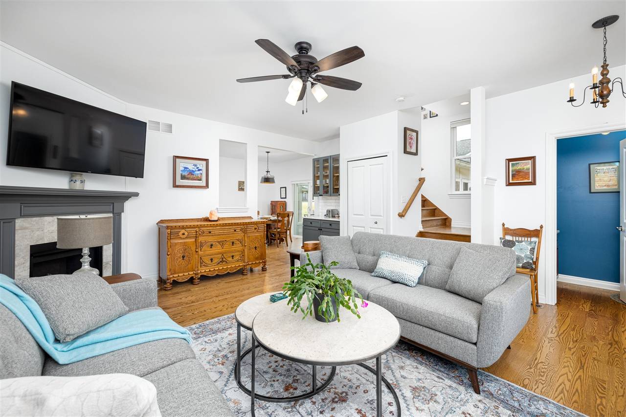 Saline, MI 48176-1803,407 W Bennett Street