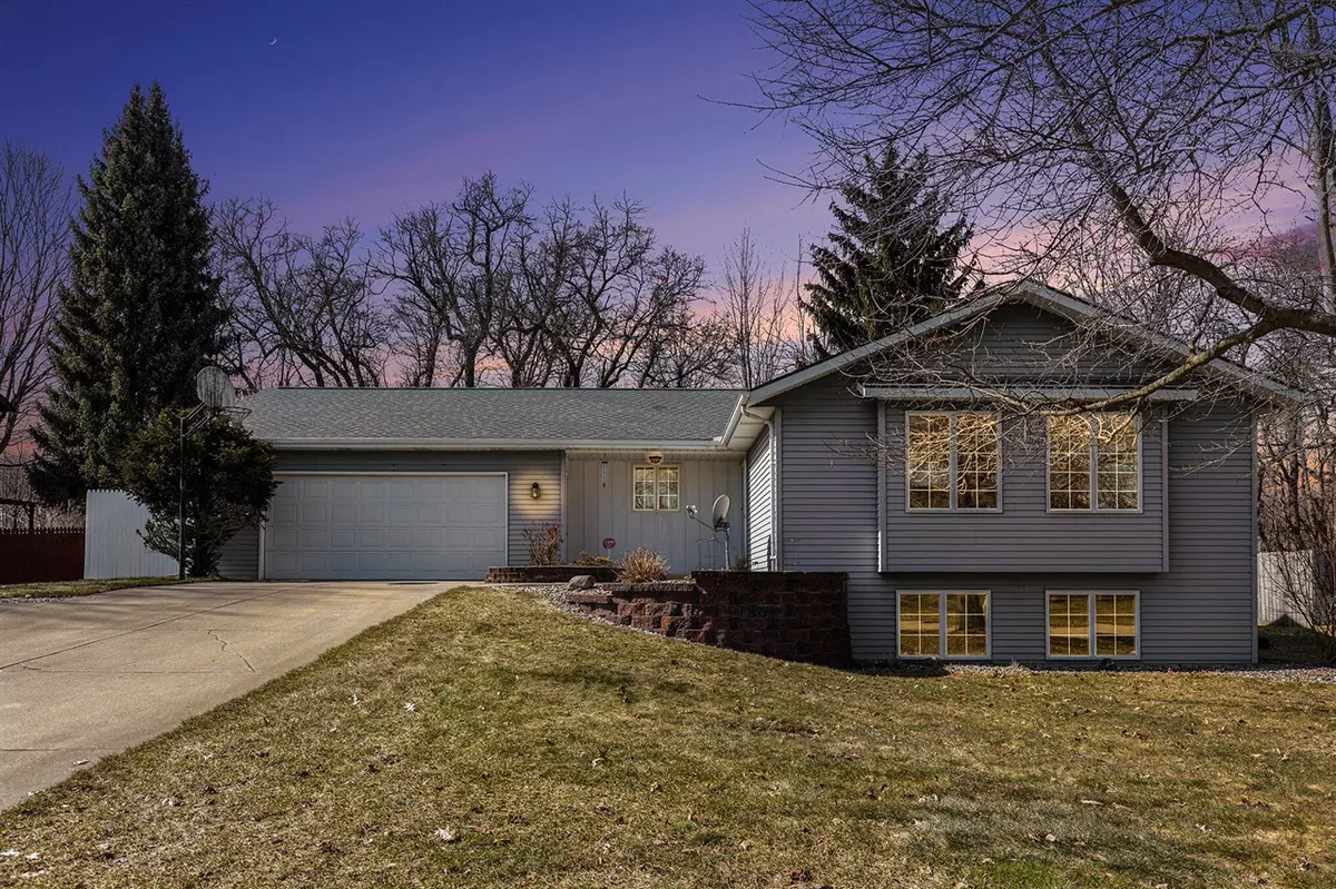Wyoming, MI 49519-9608,5301 Tahoe Pine Court