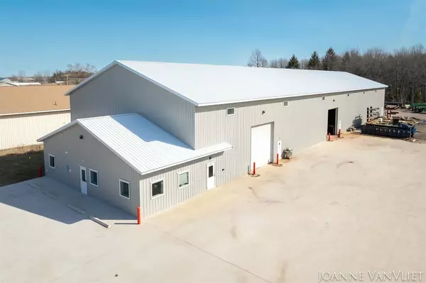 4189 Blue Star Highway, Holland, MI 49423