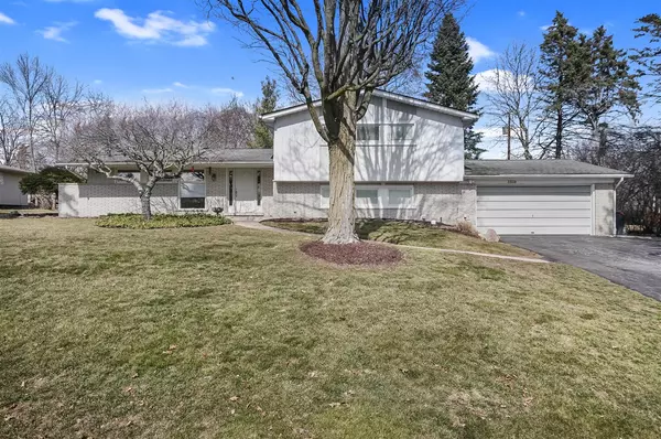 Bloomfield Hills, MI 48301-1045,5538 Raven Road