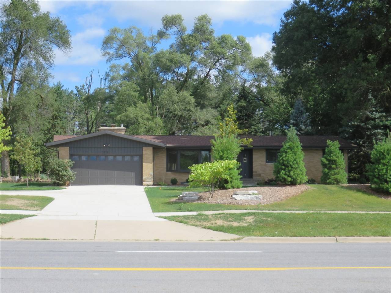 3119 52nd Street, Grand Rapids, MI 49512-9672
