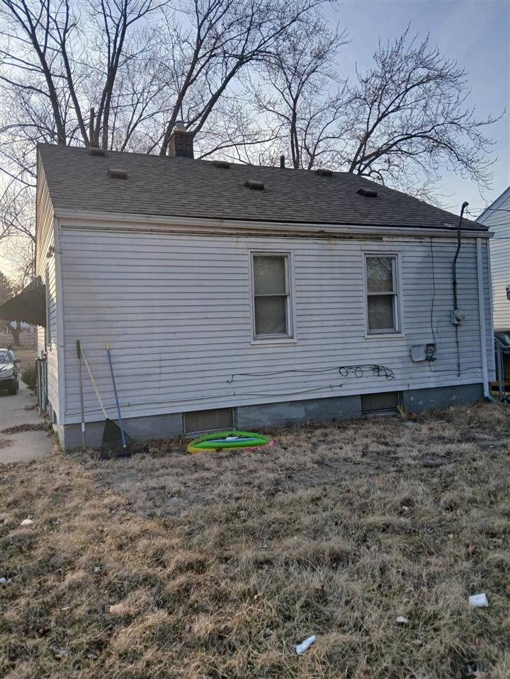 Detroit, MI 48205,19328 Dresden Street