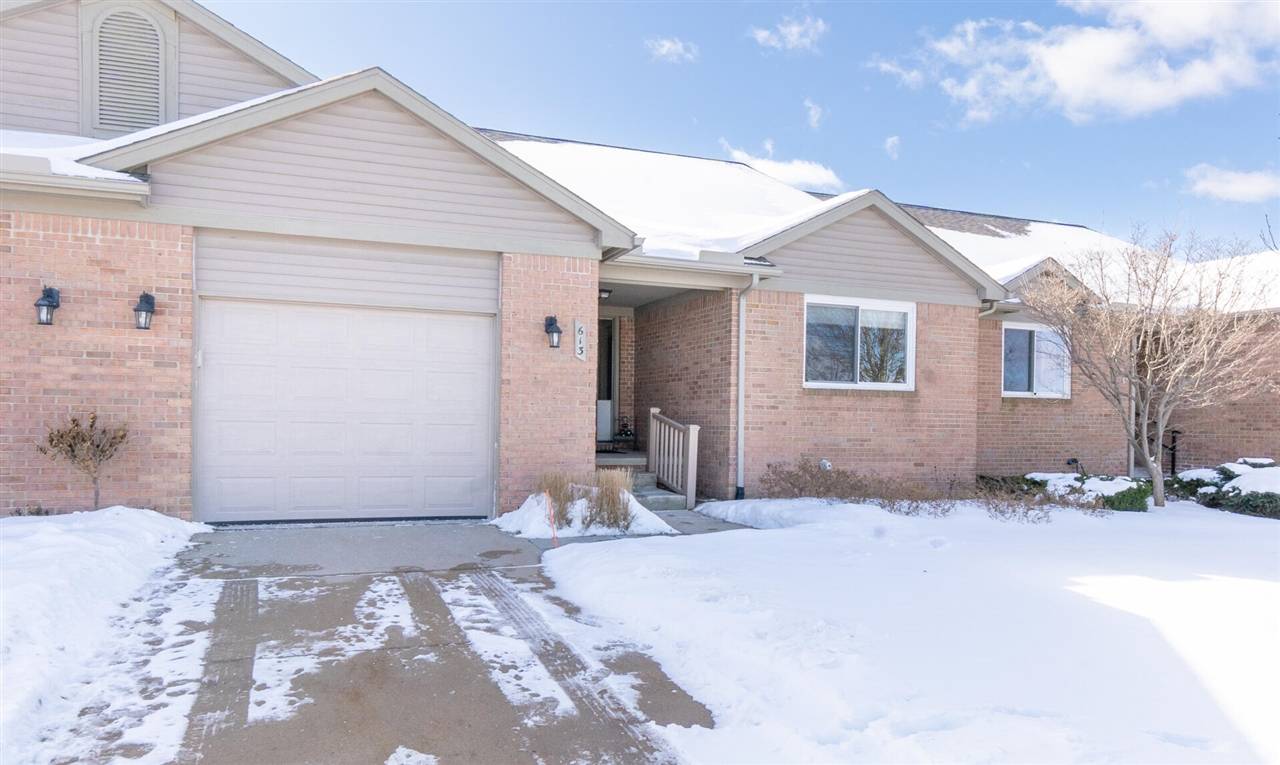 613 Bristol Drive, Chelsea, MI 48118