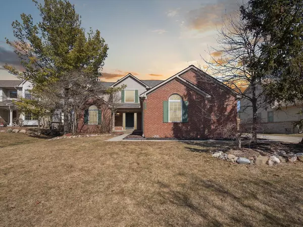 2086 Cliffside Drive, Wixom, MI 48393-1276