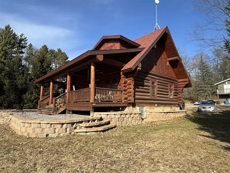 2618 N Mundy Avenue, White Cloud, MI 49349