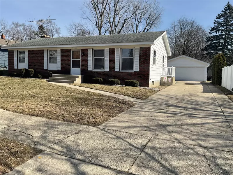 3440 Williamson Avenue, Grand Rapids, MI 49525