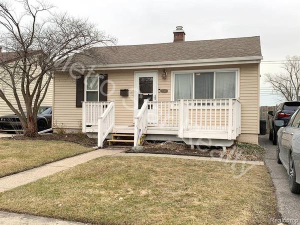 30496 Alger Street, Madison Heights, MI 48071-1810