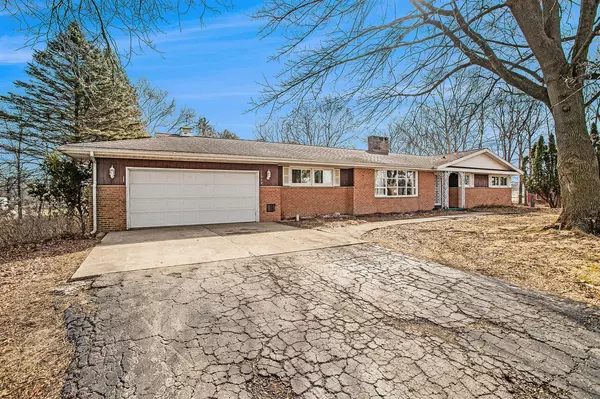 Albion, MI 49224-9735,11038 29 Mile Road