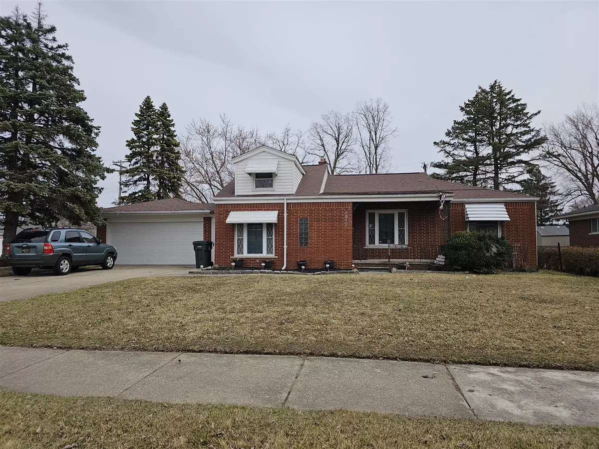 Saint Clair Shores, MI 48082-1867,29940 Elmgrove Street