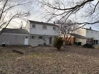 Farmington, MI 48336-3536,22748 Montclair Street