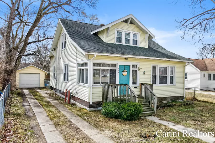 1071 Irwin Avenue, Muskegon, MI 49442-5249