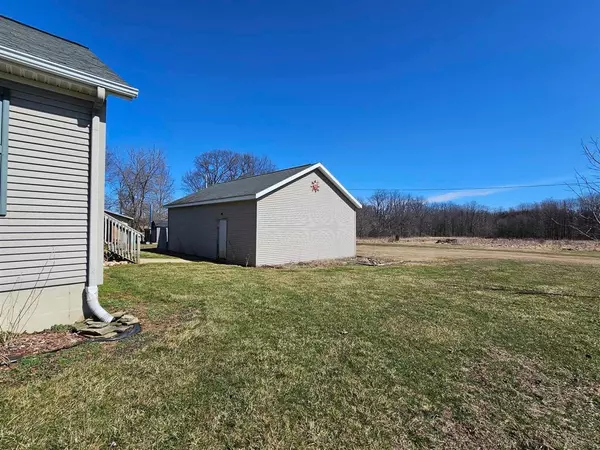 Marshall, MI 49068,16647 J Drive