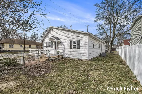 192 S Union Street, Sparta, MI 49345