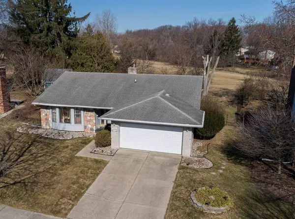 15431 Susanna Circle, Livonia, MI 48154-1537