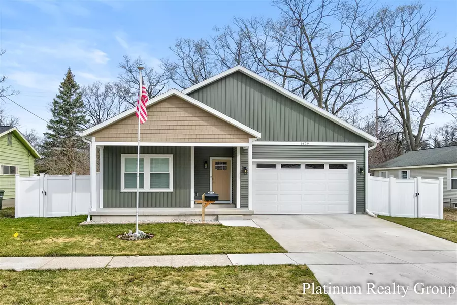 1428 Ducey Avenue, Muskegon, MI 49442-2230