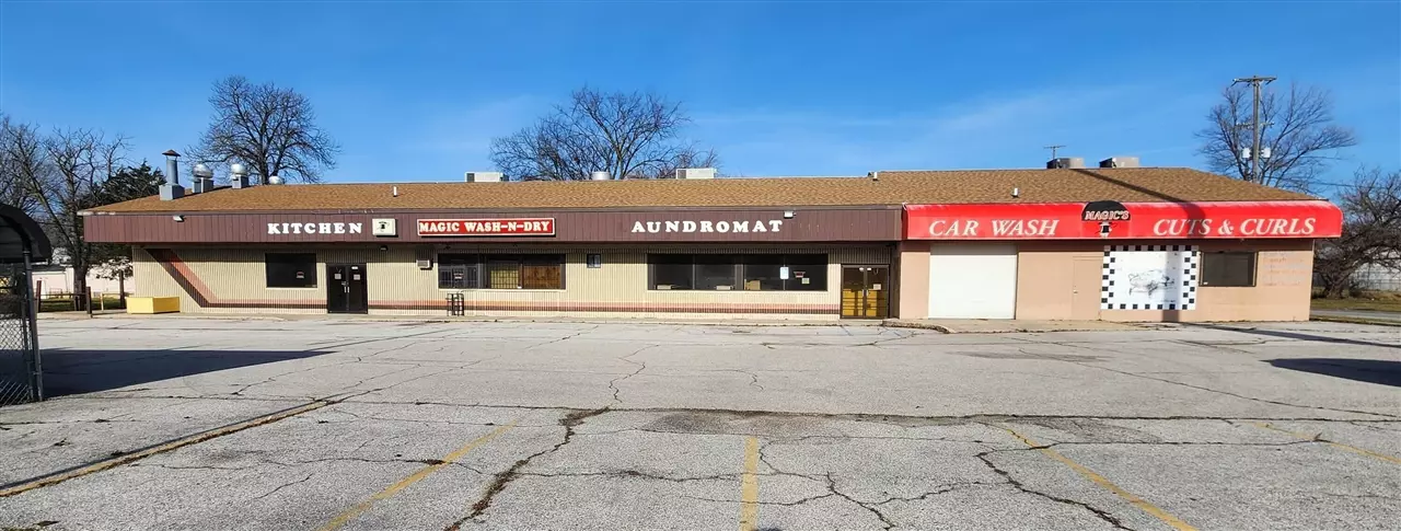 1209 Wadsworth Road, Saginaw, MI 48607-1472