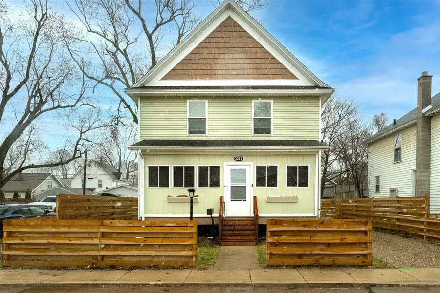 1212 Hays Park Avenue, Kalamazoo, MI 49001-3918