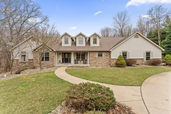 Edwardsburg, MI 49112,66741 Maple Wood Drive