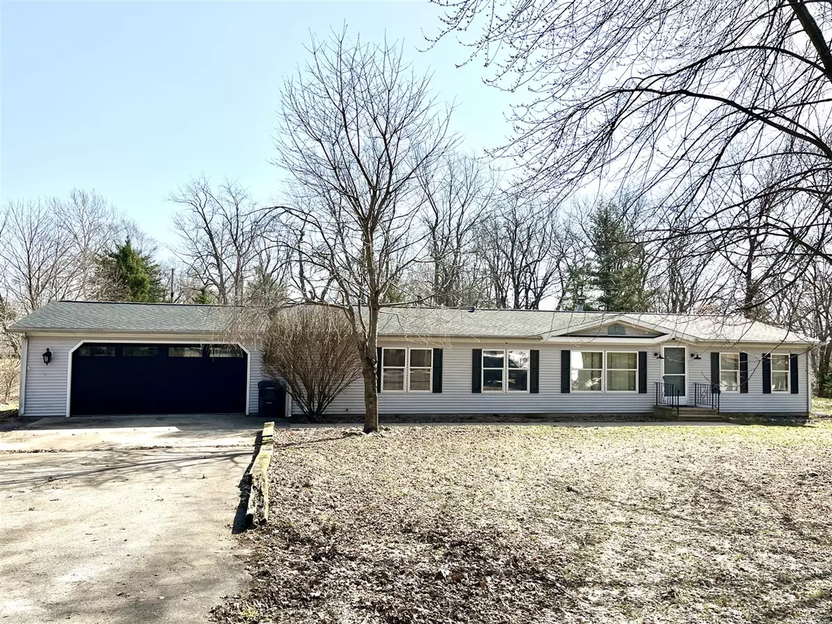 Dowagiac, MI 49047-8919,50005 Circle Drive